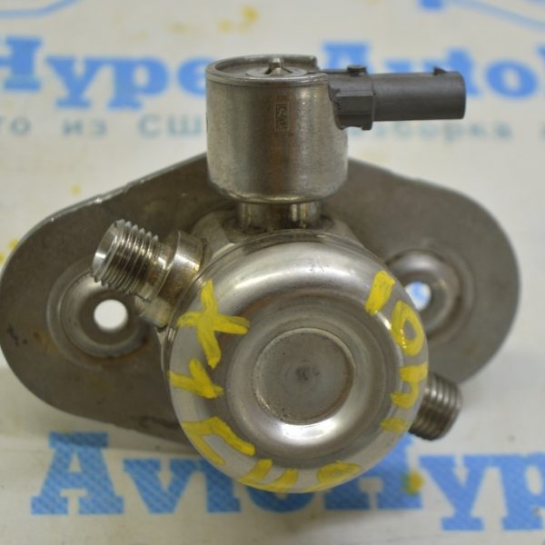 Топливный насос высокого давления ТНВД BMW X1 F48 16-19 B46 13517636881