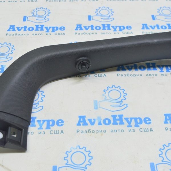 Обшивка двери багажника левая BMW X1 F48 16-22 черная 51498064789