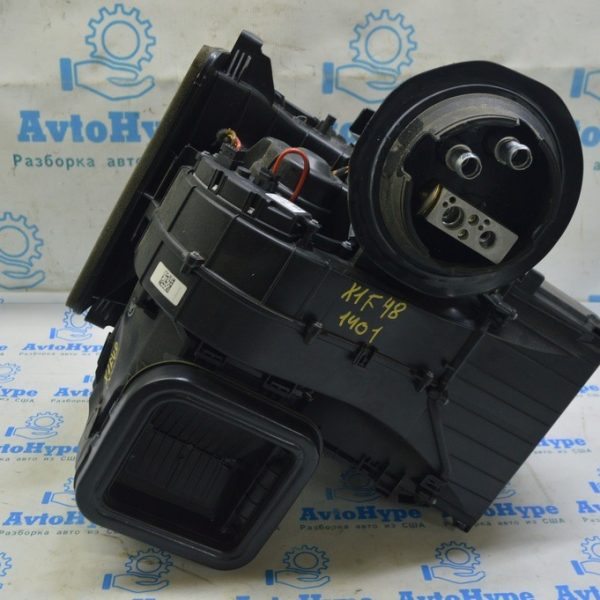 Печка в сборе BMW X1 F48 16-22 BMW X1 F48 16-21 64116827060