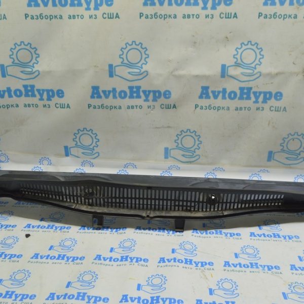 Решетка дворников пластик задняя часть BMW X1 F48 16-22 51717350591