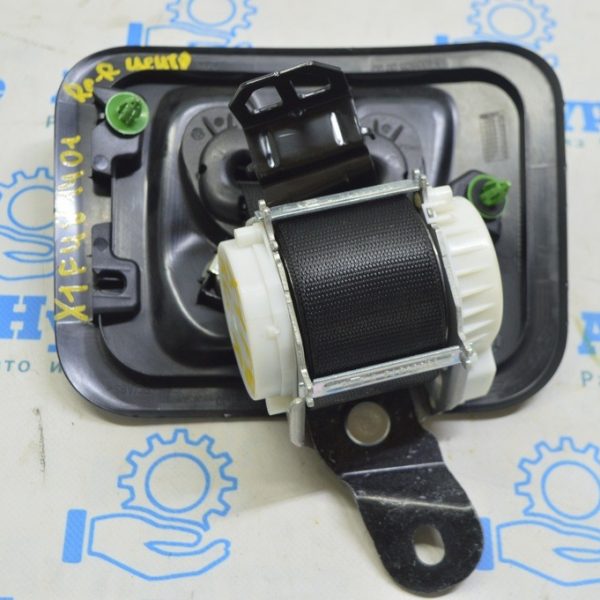 Ремень безопасности задний центр в потолке BMW X1 F48 16-22 черный 52207469272