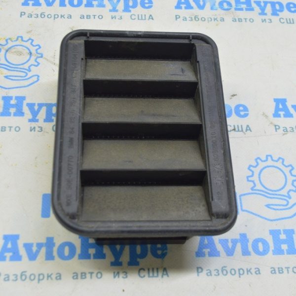 Щиток вентиляции левый BMW X1 F48 16-20 64229315932