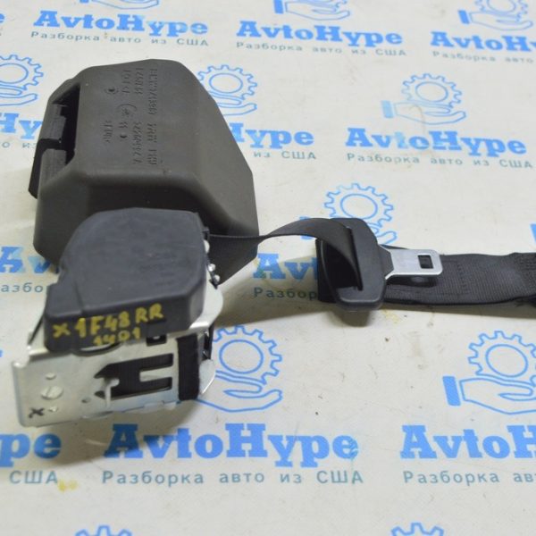 Накладка ремня безопасности заднего правого BMW X1 F48 16-22 7413987