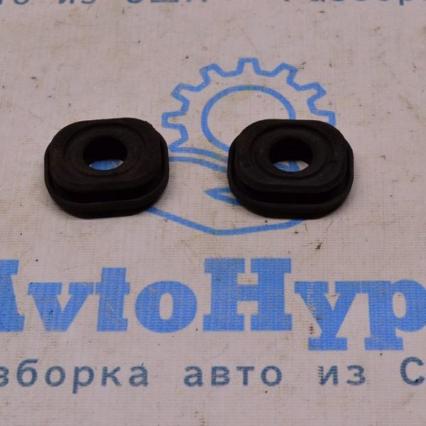 Опора радиатора верх прав BMW X3 F25 11-17 17-11-7-602-064