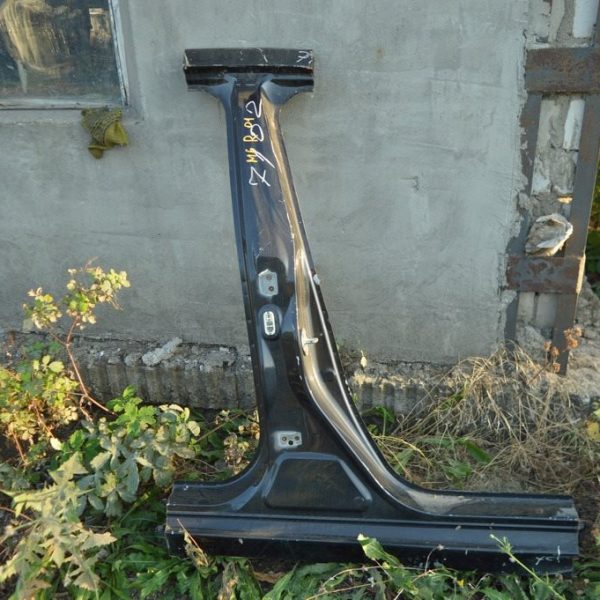 Стойка кузовная центральная правая Mazda6 13-17 GHY3-70-271