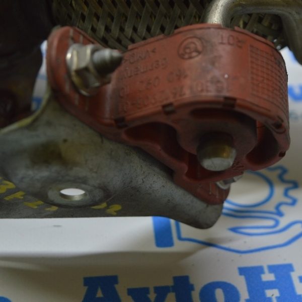 Кронштейн катализатора BMW X3 F25 11-17 2.0T  18-30-7-612-903