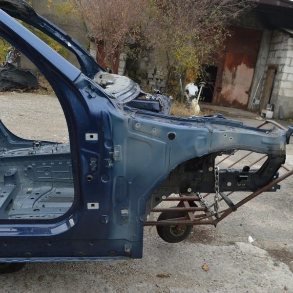 Четверть передняя правая BMW X3 G01 18-21 (01) цвет phytonic-blau metallic 41007481010