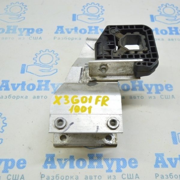 Крепление кронштейна радиатора нижнее правое BMW X3 G01 18- 51117473458