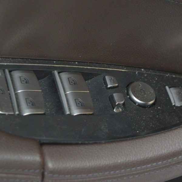 Управление стеклоподъемником передним левым BMW X3 G01 18-21 хром, с автоскладыванием зеркала 61316847099