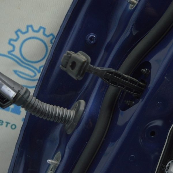 Ограничитель двери передней правой BMW X3 G01 18-21 51217390686