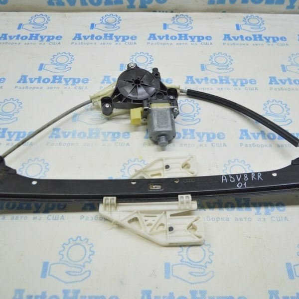 Стеклоподъемник с мотором зад прав Audi A3 8V 15-20 8V4-839-462