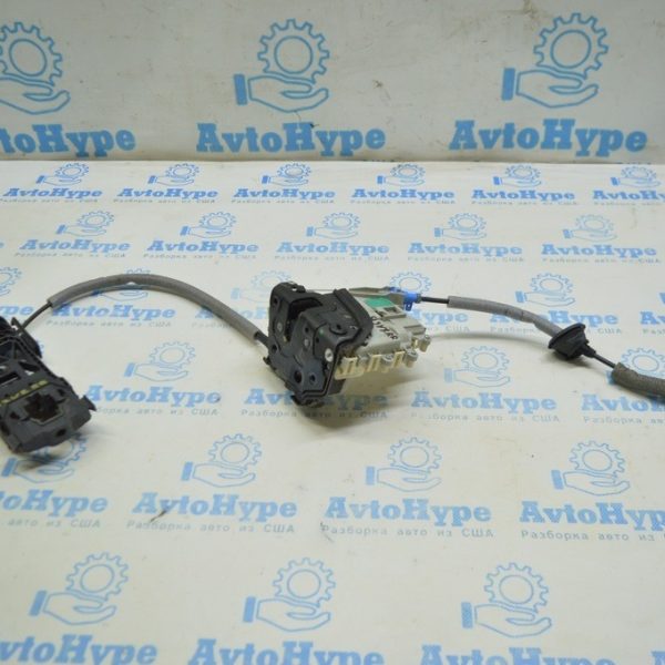 Замок двери зад прав Audi A3 8V 15-20 8K0-839-016-G