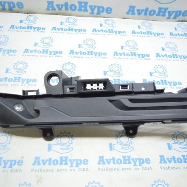 Направляющая шторки багажника правая BMW X3 G01 18-21 черная 51477396604