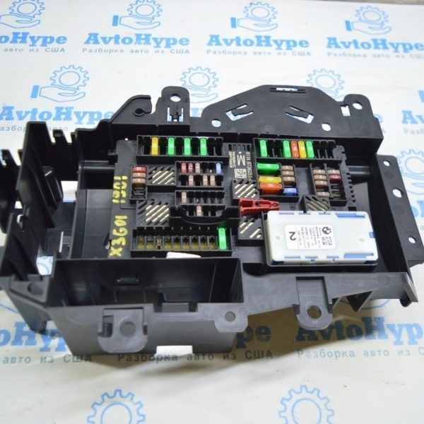 Блок предохранителей задний BMW X3 G01 18-21 большой (01) 61148736251