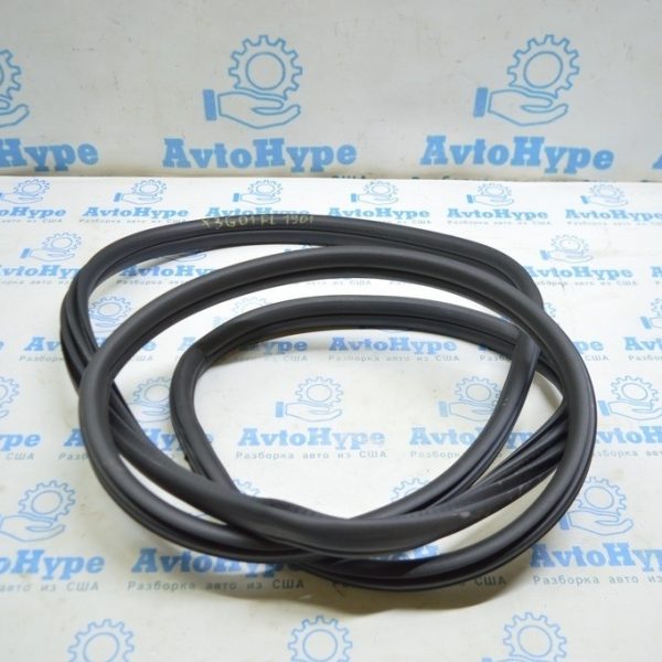 Уплотнитель дверного проема передний левый BMW X3 G01 18-21 51727468928