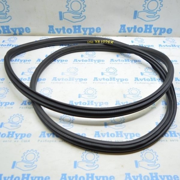 Уплотнитель дверного проема задний правый BMW X3 G01 18-21 51727468930