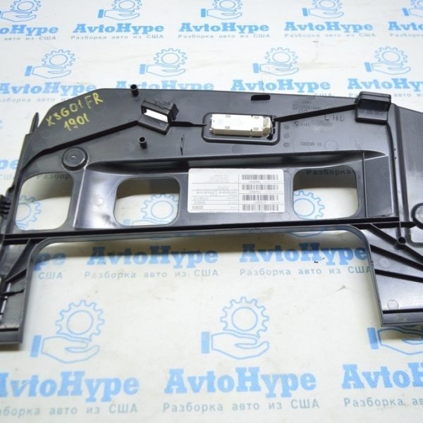 Накладка передней панели пространства ног пассажира BMW X3 G01 18-21 черн 105887444C (01) 51457944607