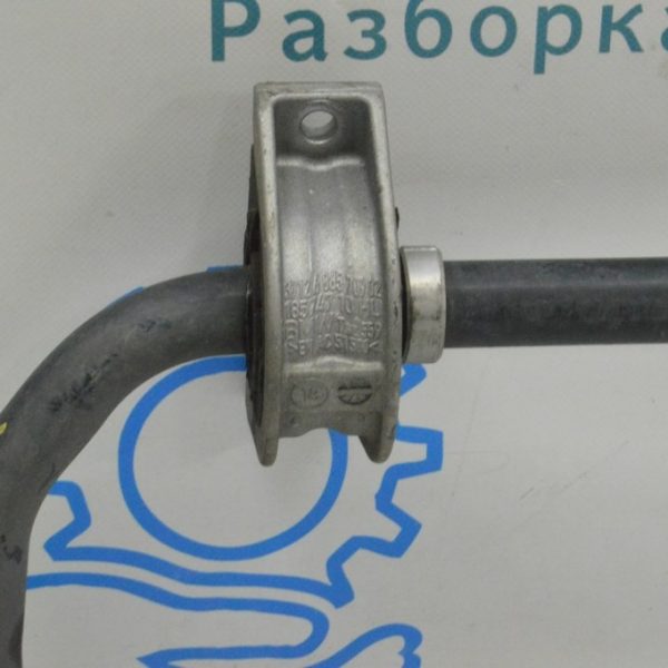 Скоба крепления заднего стабилизатора правая BMW X5 G05 19-24 37 12 6865709