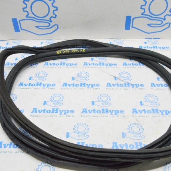Уплотнитель дверного проема перед прав BMW X5 G05 19-24 51 76 9465542