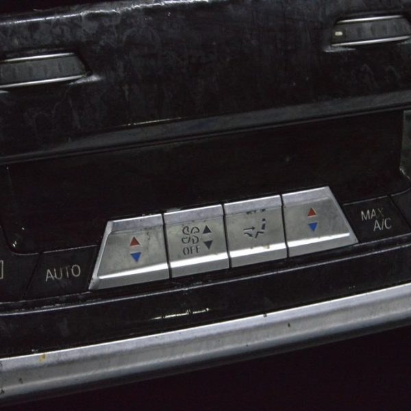 Управление климат-контролем 2 ряд BMW X5 G05 19-24 с подогревом сидений (01) дефект 61 31 9462515