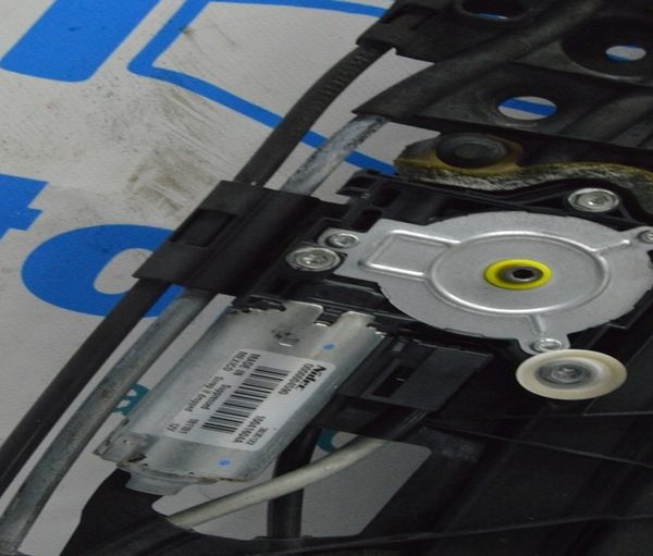 Мотор панорамы BMW X5 G05 19-24 шторка 67 61 7933159