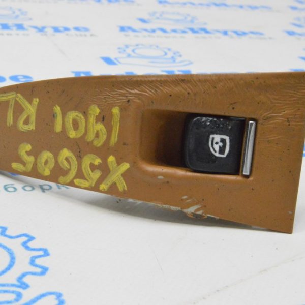 Накладка управления стеклоподъемником задним левым BMW X5 G05 19-24 коричн (01) оплавлена 51 41 7956487