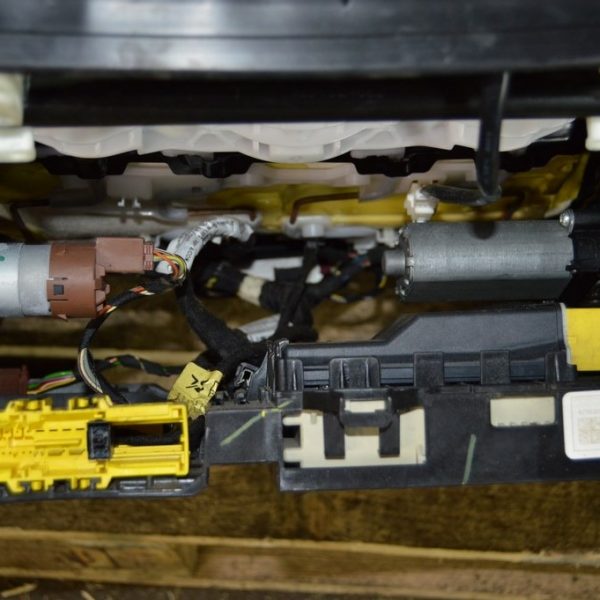 Моторчик регулировки подушки пассажирского сиденья BMW X5 G05 19-22 52 10 7454054