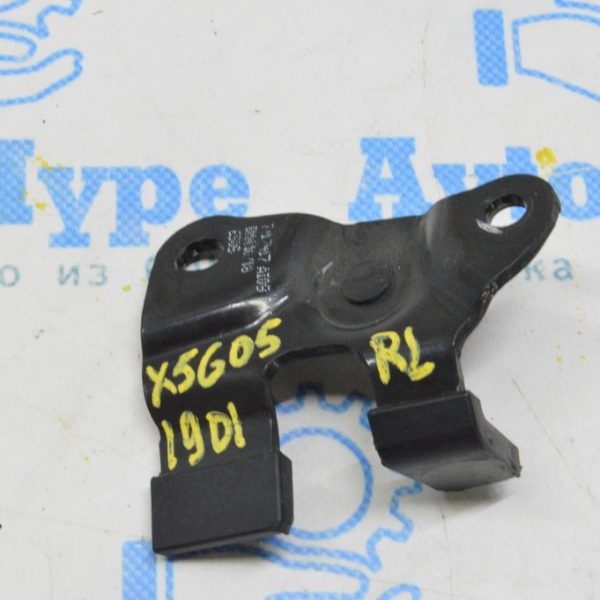 Кронштейн амортизатора двери багажника левый BMW X5 G05 19-24 на двери 51 24 7417417