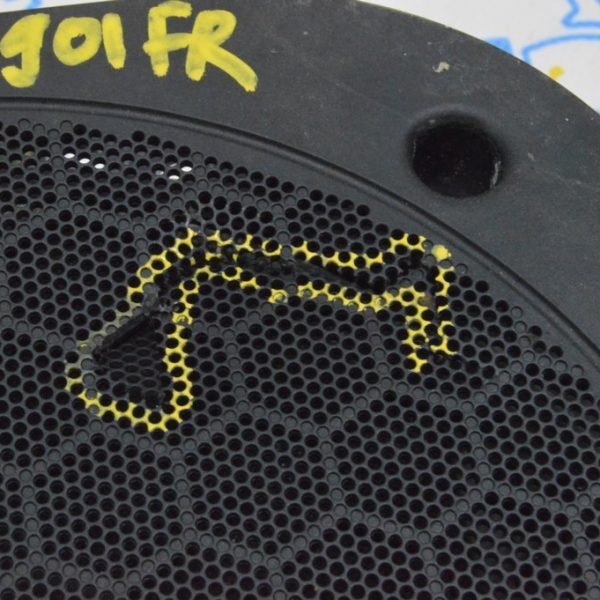 Решетка сабвуфера под пассажирским сидением BMW X5 G05 19-24 (01) трещина 65 13 2622511