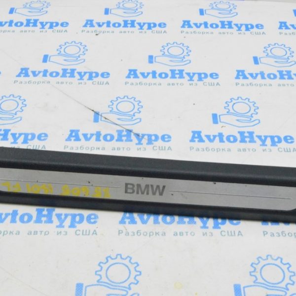 Накладка порога перед лев BMW X5 G05 19-24 черн с хром вставкой BMW, с подсветкой(01) 51 47 7479935