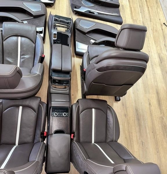 Комплект сидений Full Ottoman designe celection Audi A8 D4 10-17 L карты дверей+центр консоль 4H0881805SBJ6