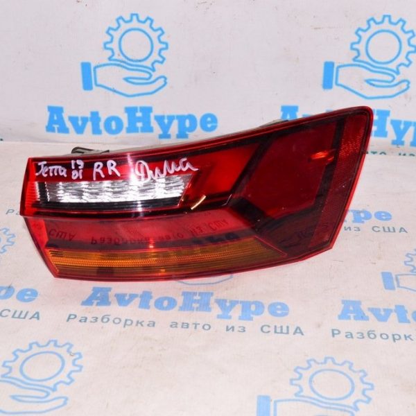 Фонарь внешний (крыло) правый VW Jetta 19- (01) 17A945096A