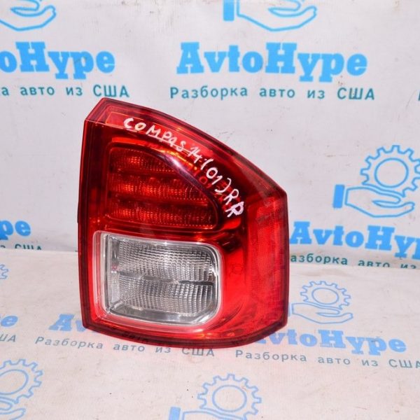 Фонарь правый Jeep Compass 11-13 дорест светлый (01) 5182542AB