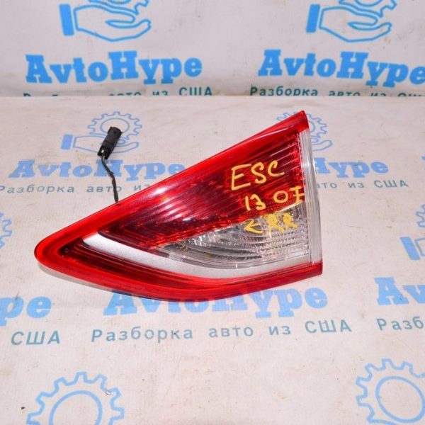 Фонарь внутренний (крышка багажника) правый Ford Escape MK3 13-16 дорест (10) CJ5Z-13404-A