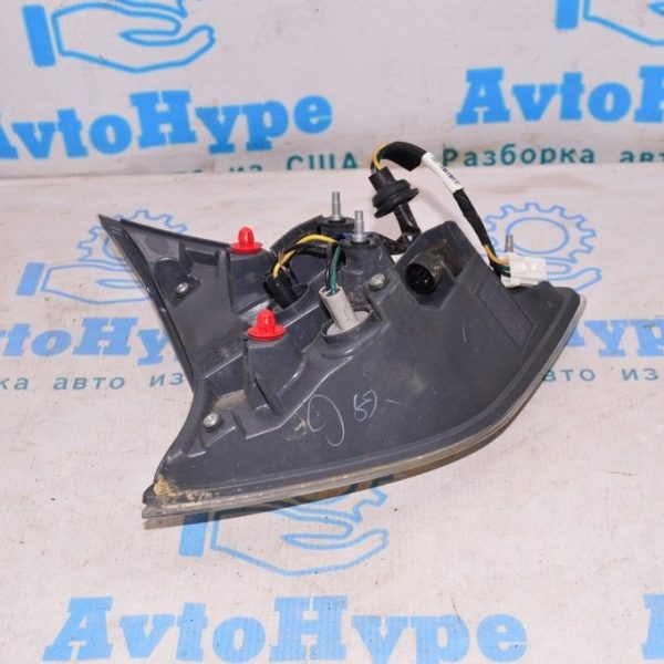 Фонарь внутренний (крышка багажника) правый Nissan Rogue 14-16 (05) деф скол 26550-4BA1A