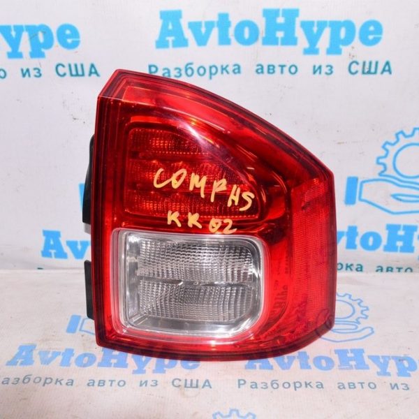 Фонарь правый Jeep Compass 11-13 дорест светлый (02) 5182542AB