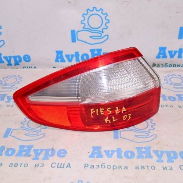 Фонарь внешний (крыло) левый Ford Fiesta 14-19 рест 4d (03) D2BZ-13405-B