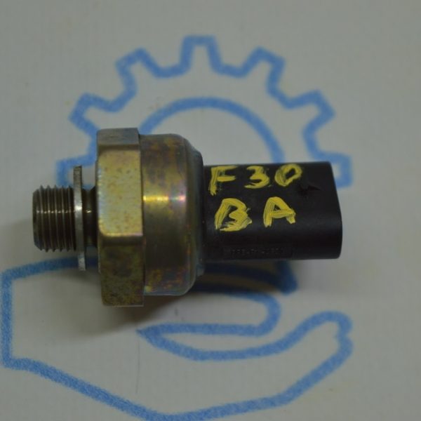Датчик давления масла BMW 3 F30 330E 12-19 B48 Реализация В. 8647488