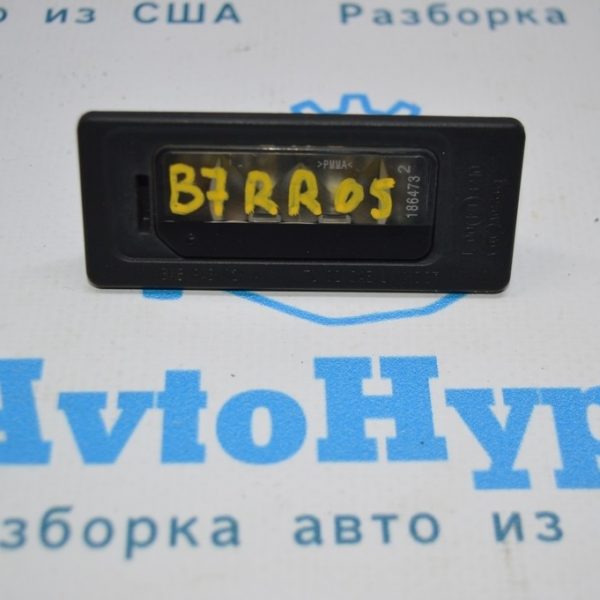 Подсветка номера прав VW Passat b7 USA 5N0-943-021-B