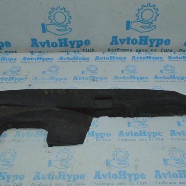 Уплотнитель крыла дверь-крыло лев VW Passat b7 USA тип 2 561864235