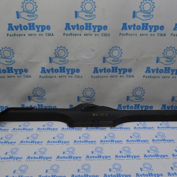 Накладка порога прав VW Passat b7 USA черн 561-853-372-C-82V