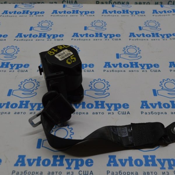 Ремень безопасности зад лев VW Passat b7 USA черн 561-857-805-RAA