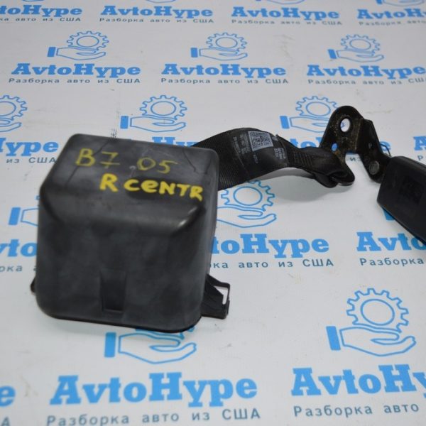 Ремень безопасности зад центр VW Passat b7 USA черн 561-857-807-RAA