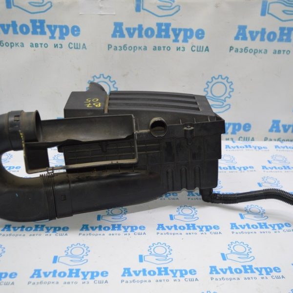 Воздуховод VW Passat b7 USA 1.8T на фильтр 5c0-129-618-C