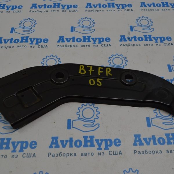 Планка телевизора ресничка правая VW Passat b7 USA 561-805-932