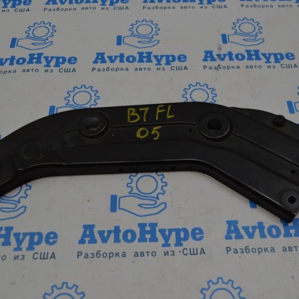 Планка телевизора ресничка левая VW Passat b7 USA 561-805-931