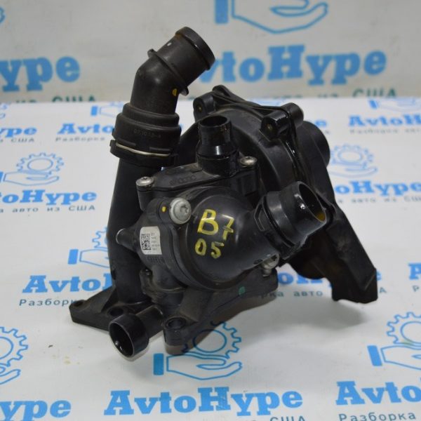 Помпа охлаждения с корпусом термостата в сборе VW Passat b7 USA 1.8Т (05) 06K-121-011