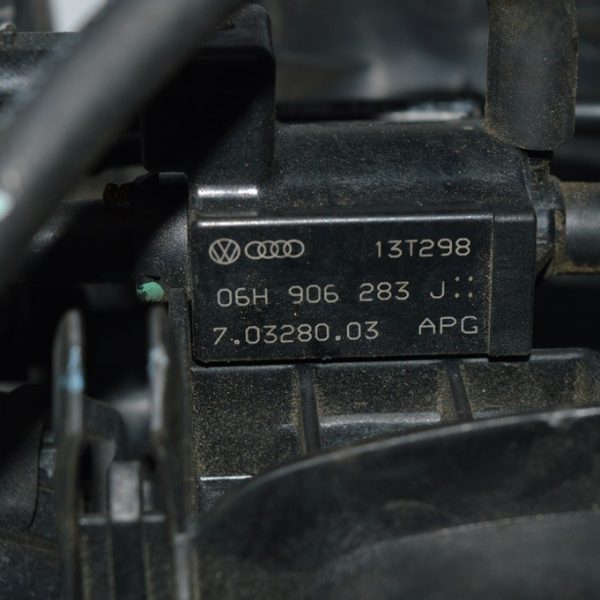 Клапан управления заслонкой впускного коллектора VW Passat b7 USA 1.8Т 06h906283j 06h906283j