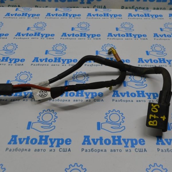 Клемма плюсовая VW Passat b7 USA 5C0-971-228-M