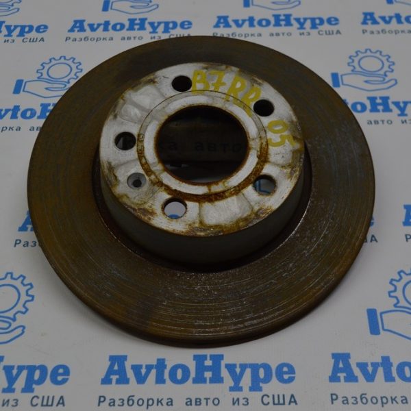 Диск тормозной зад прав VW Passat b7 USA 5Q0-615-601-D